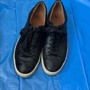 Frye Ivy Low Lace Women’s Sz 9 Sneakers